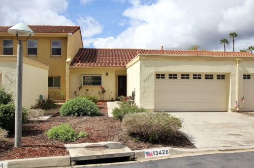 13426 The Sq, Poway, CA 92064-1309