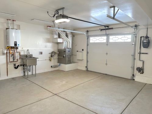 33 Rice St, Daly City CA  94014-1035 exterior
