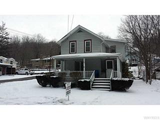 23 Oak St, Warsaw, NY 14569-1435