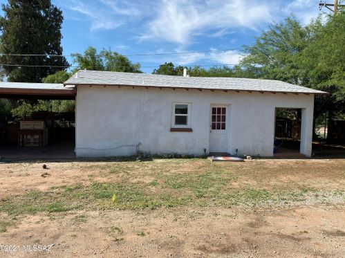 135 Blacklidge Dr, Tucson AZ 85705-3829 exterior