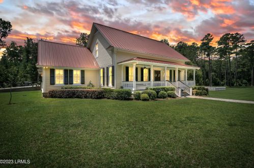 1426 Stone And Patrick Rd, Varnville SC  29944-4928 exterior
