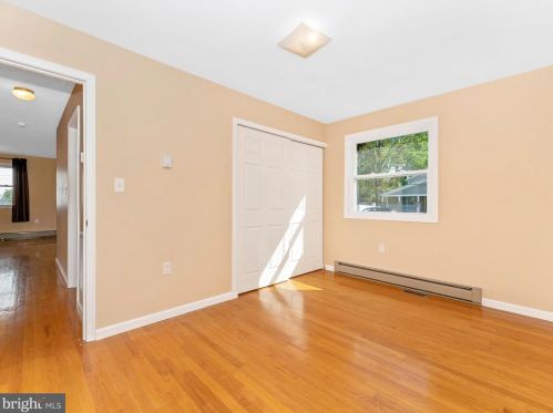 524 Brooke St, Charles Town WV  25414-1106 exterior