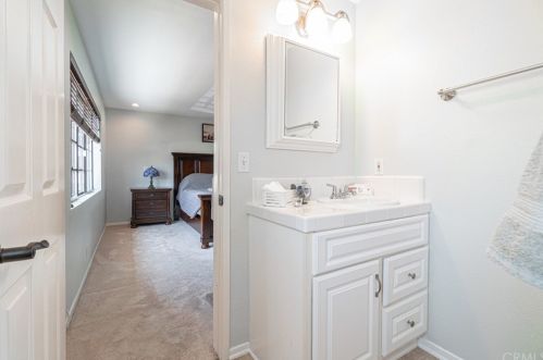 5459 Centralia St, Long Beach CA  90808-1456 exterior