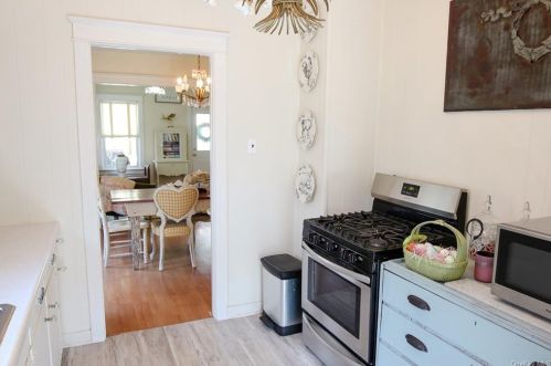 61 Main St, Unionville, NY