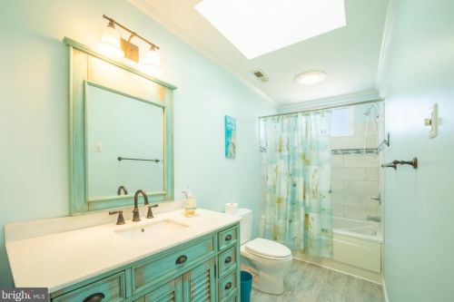 107 Sandpiper Dr, Slaughter Beach DE  19963-4923 exterior