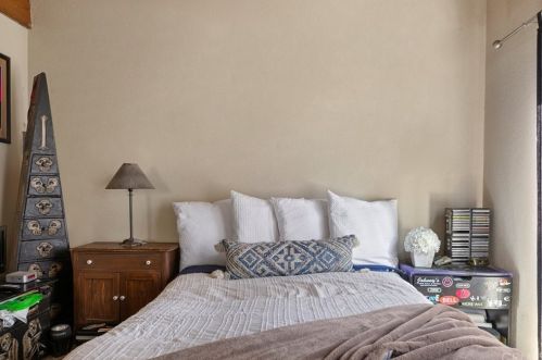 824 A Ln, Big Bear City CA  92314-9303 exterior