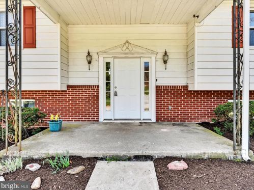32 North Dr, Schuylkill Haven PA  17972-8955 exterior