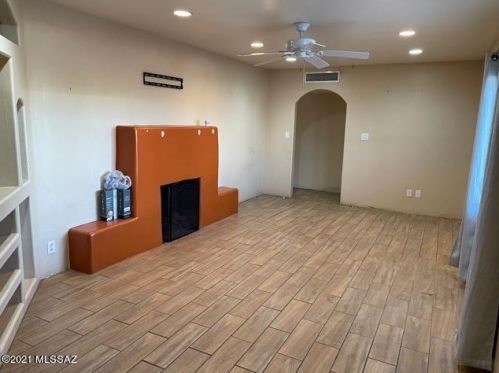 1156 Bryant Ave, Tucson, AZ 85712-4514