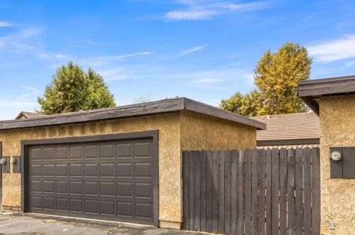 10793 Loro Verde Ave, Loma Linda CA  92354-2516 exterior