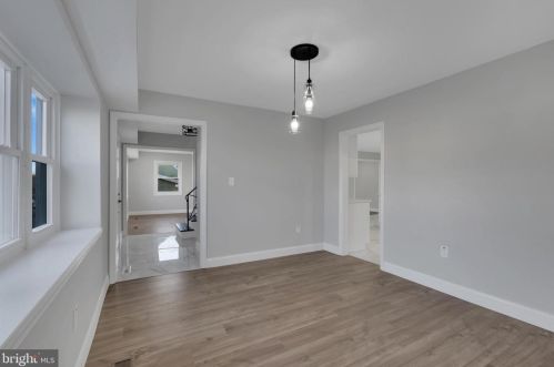 83 Hamilton Ln, Willingboro NJ  08046-1704 exterior