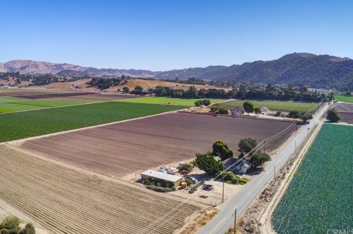 2039 Huasna Rd, Pismo Beach, CA 93420-5129