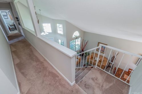 6742 Dove Ln, Riverside CA  92506-5000 exterior