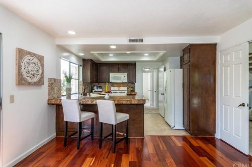 406 Massachusetts Ln, Placentia CA  92870-5017 exterior