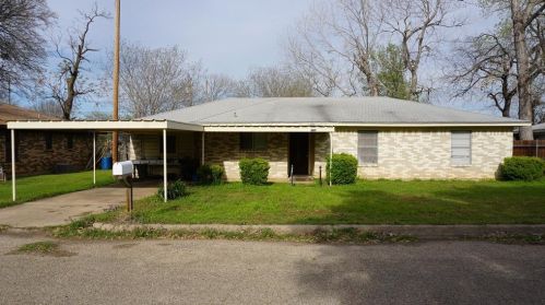 603 Brazos St, Whitney, TX 76692-2212