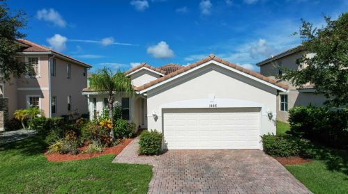 1446 Leonardo Cir, Fort Pierce, FL 34986-4339