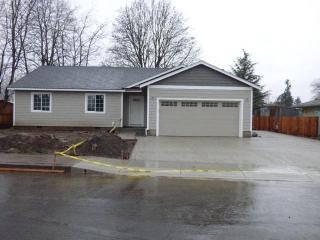3325 Arbon St, Salem, OR 97301-0820