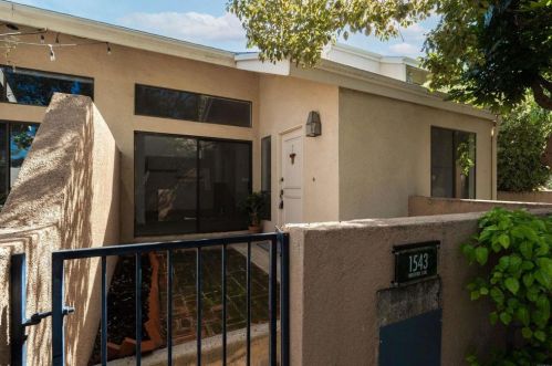 1543 Wavertree Ln, Fullerton, CA 92831-2218