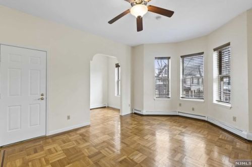 55 Bonn Pl, Union City NJ  07086-6903 exterior