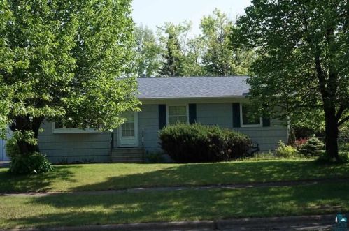27 Nelson Dr, Silver Bay MN  55614-1110 exterior
