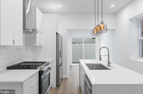 310 Mckean St, Philadelphia PA  19148-2630 exterior