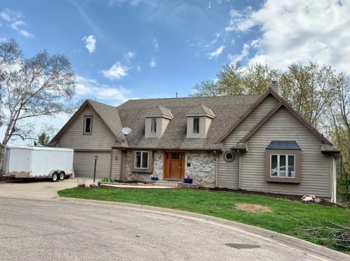 11 Brian Ct, Watertown, WI 53094-5018