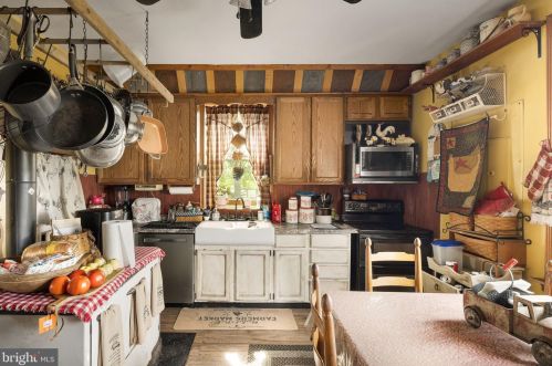 24685 Stones Mill Rd, Elkwood, VA 22718-2136