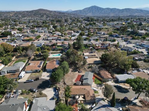 1285 Koe St, San Diego CA  92114-3430 exterior
