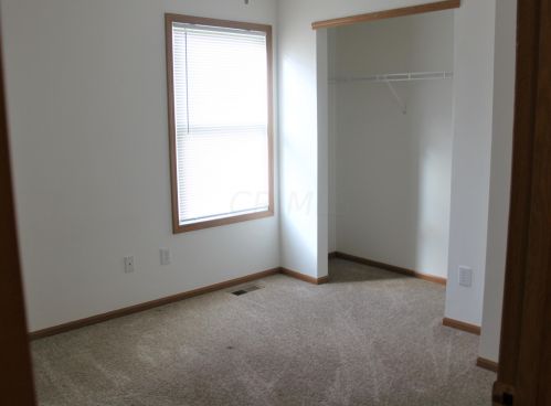 1290 Sassafras Ln, Marysville OH  43040-8032 exterior