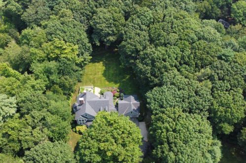 32 Bradley Ln, North Hampton, NH 03862-2245