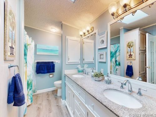 722 Navigators Way, Edgewater FL  32141-5922 exterior