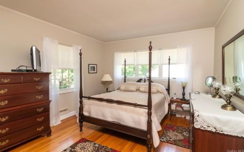 128 Underhill Rd, Crotonville NY  10562-4409 exterior