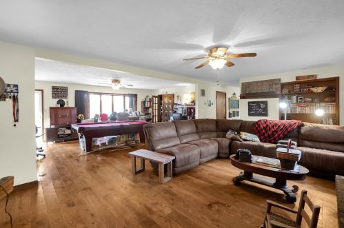 16053 Pleasant Ridge Rd, Laurelville OH  43135-9203 exterior