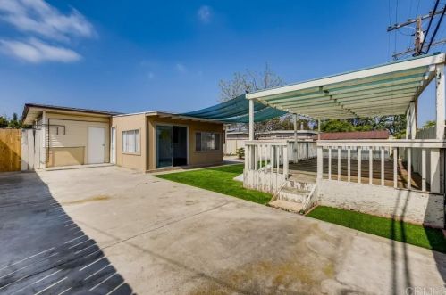 6543 Estelle St, San Diego CA  92115-5621 exterior