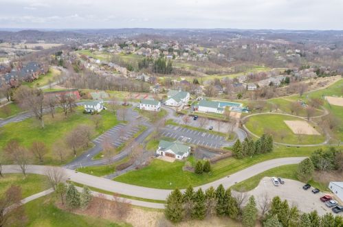 105 Isleworth Way, Gibsonia PA  15044-6083 exterior