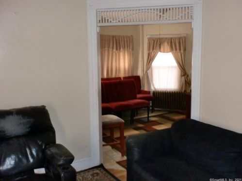 15 Evergreen Ave, United States Coast Guard Ac CT  06320-3301 exterior