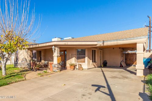 3319 61 St, Phoenix AZ 85033-4112 exterior