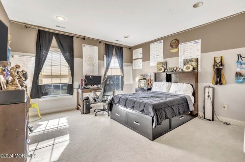 3 Equinox Ln, East Freehold NJ  07728-8652 exterior