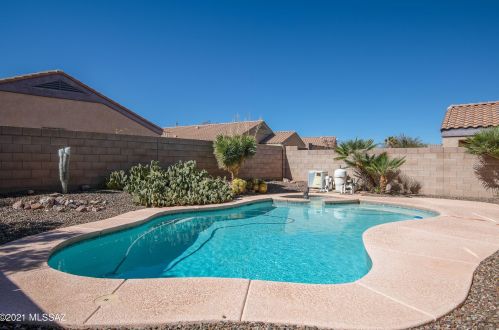 6968 Spring Walk Dr, Tucson, AZ 85757-6909