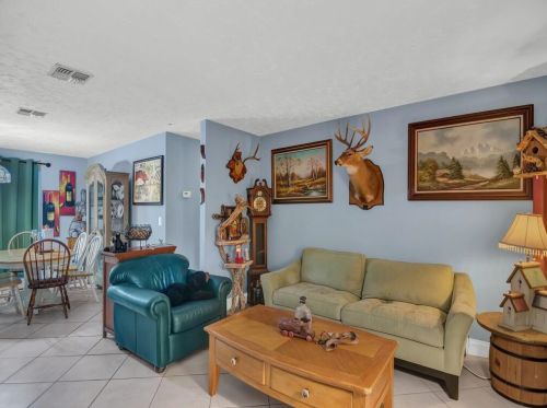 180 22nd Ave, Vero Beach, FL 32962-2655