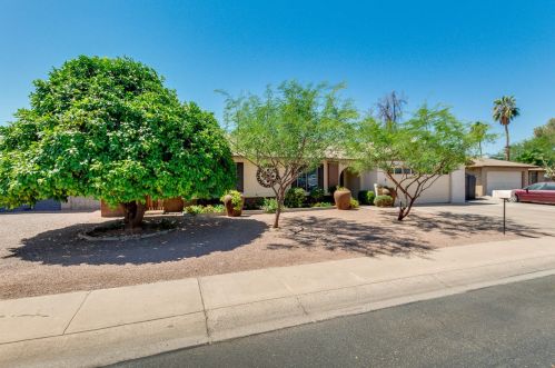 915 Barrow Dr, Chandler, AZ 85225-2151