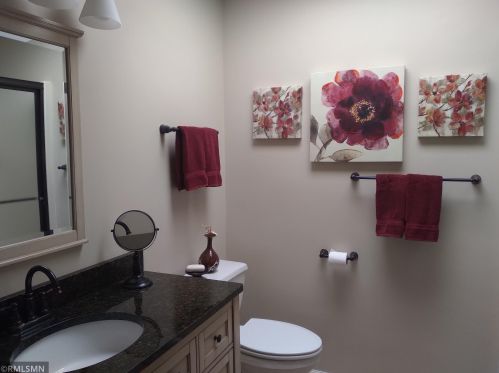 326 Waite Ave, Saint Cloud MN 56301-7338 exterior