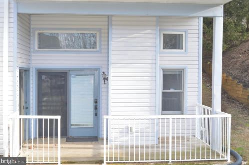 4801 Diana Dr, Wilmington, DE 19808-2938