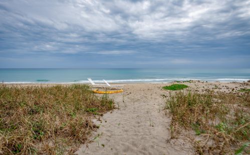 1225 Ocean Blvd, Delray Beach FL  33483-6534 exterior