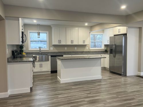 35 Burke St, Nashua NH  03060-4709 exterior