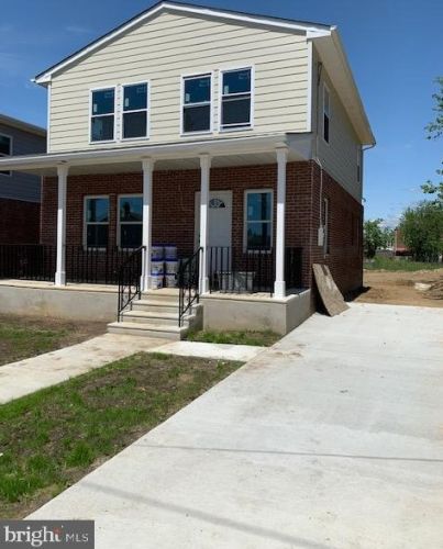 931 Jackson St, Camden, NJ 08104-1606