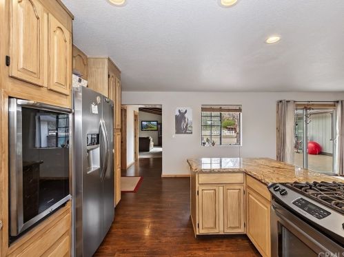 1556 Shay Rd, Big Bear City CA  92314-9180 exterior