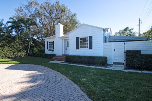 380 Potter Rd, West Palm Beach, FL 33405-3622