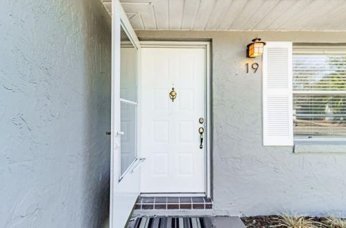 19 Cedar Dr, Davenport FL 33837-9784 exterior