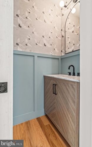 8 Narberth Ter, Camden NJ  08108-1017 exterior