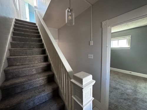 849 Spruce Ave, Hermitage, PA 16146-4017
